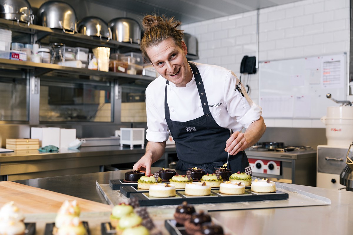 samueldober-patisseurcasino-action.jpg. Vergrösserte Ansicht