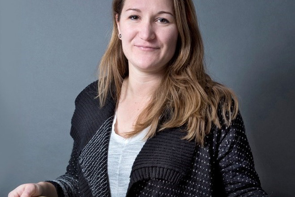 Estée Bochud, Biologin. Vergrösserte Ansicht