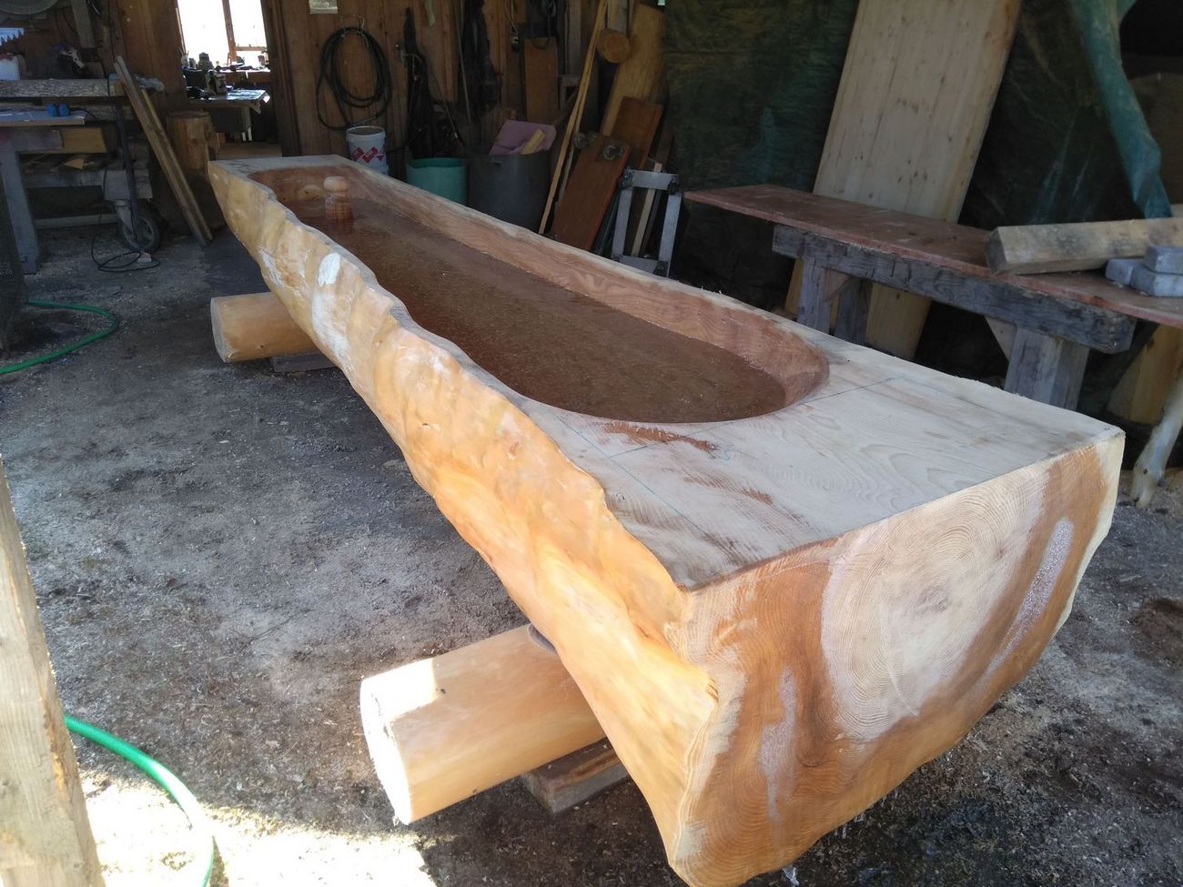 Holzbrunnen