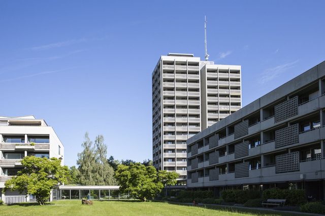 Der Burgerspittel im Viererfeld aus der Sicht des Gartens
