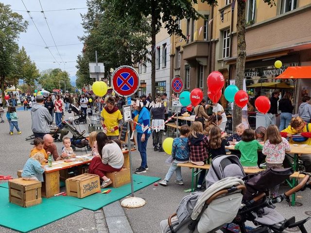 La fête de la Neubrückstrasse dans le quartier de Länggasse