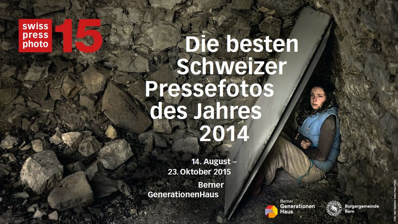 Plakat für die Ausstellung Die besten Schweizer Pressefotos des Jahres 2014 im Berner Generationenhaus.