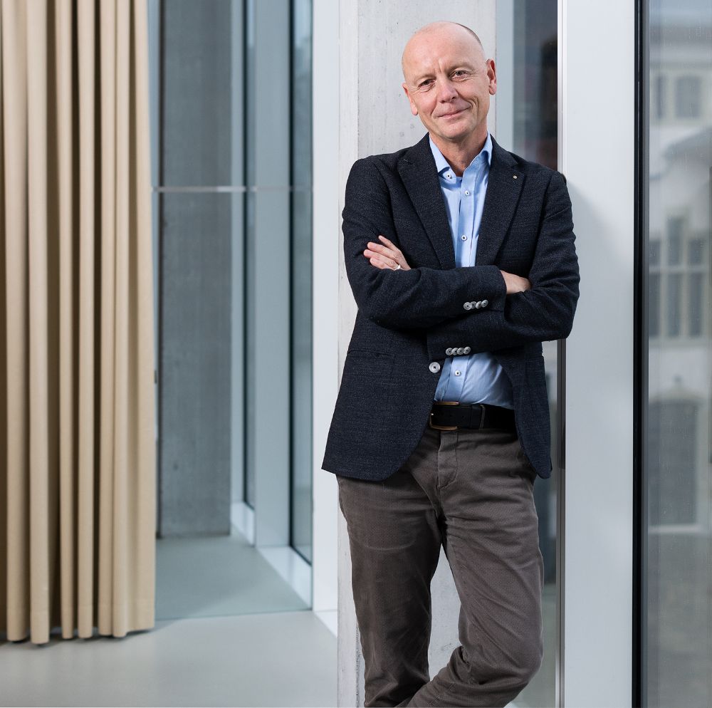 Porträt von Dr. Thomas Pauli-Gabi