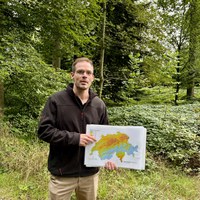 «Waldeigentümer können den Klimawandel nicht stoppen, aber wir können jetzt die Weichen stellen, damit der Wald seine wichtigen Leistungen auch für künftige Generationen erbringt», sagt Philipp Egloff, Co-Leiter Forstbetreib der Burgergemeinde Bern (Foto: Michel Wyss)